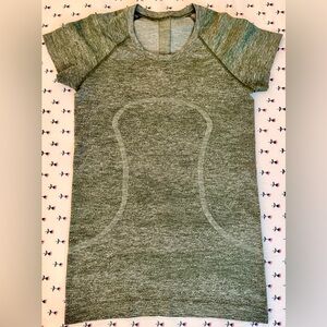 Lululemon Olive Green Heathered Athletic  Tee - Short Sleeved